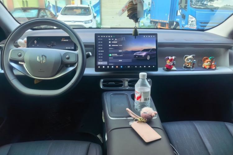 Used Leapmotor B01 2025 650 Enjoyment Edition Center Console