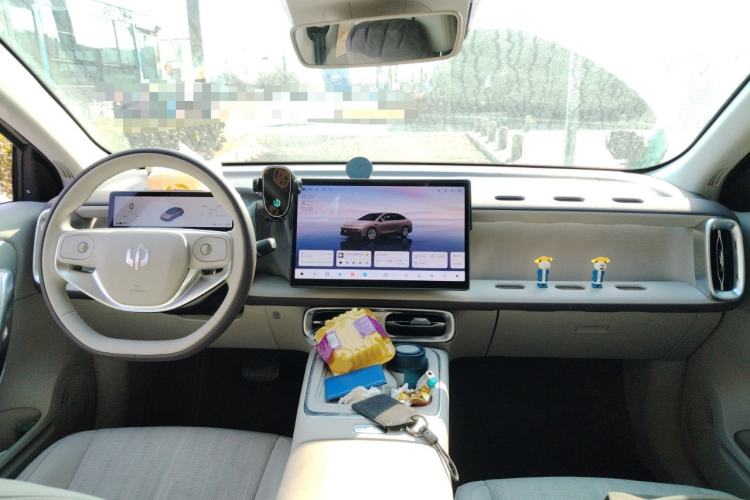 Used Leapmotor B01 2025 650 Enjoyment Edition Center Console