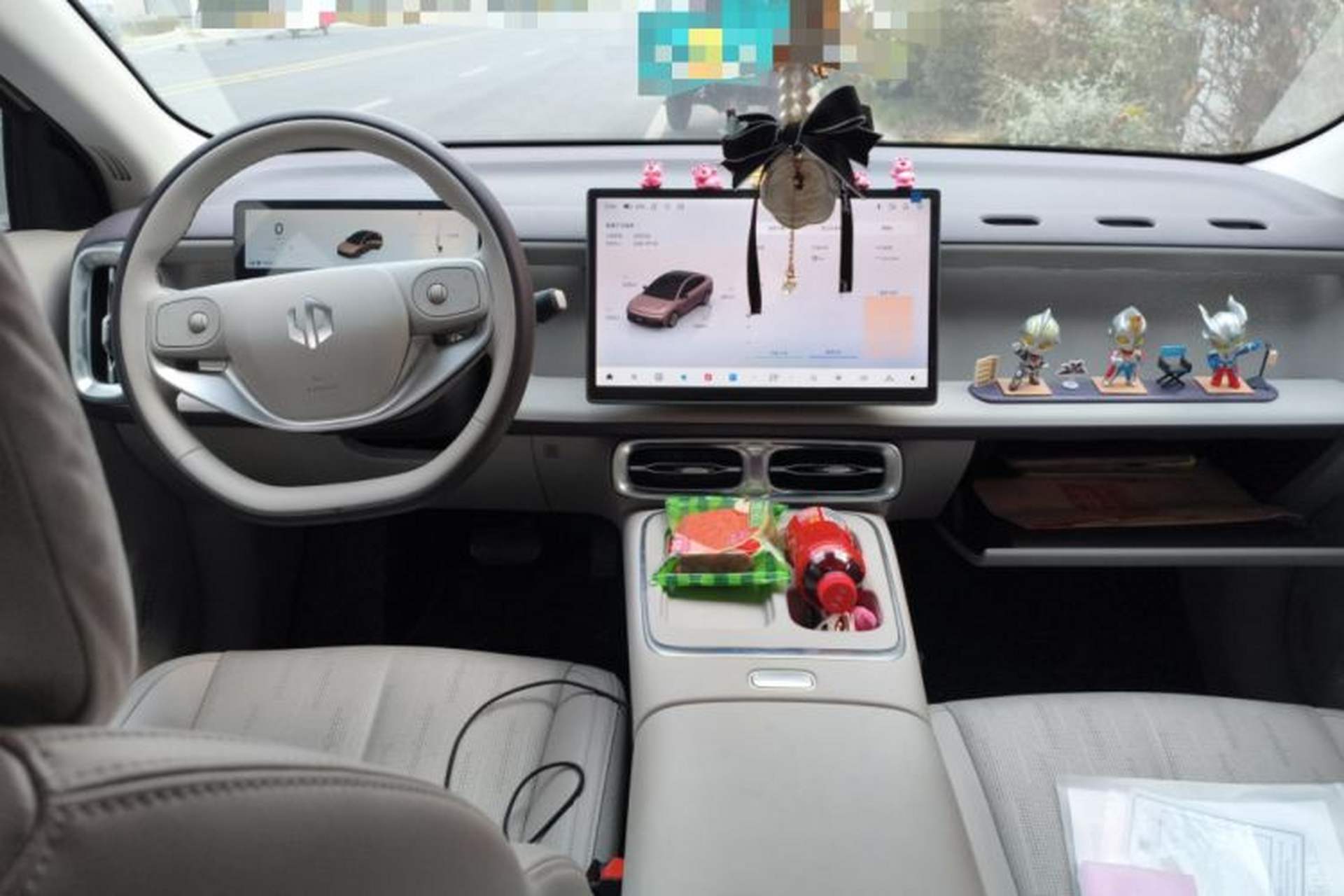 Used Leapmotor B01 2025 650 Enjoyment Edition Center Console
