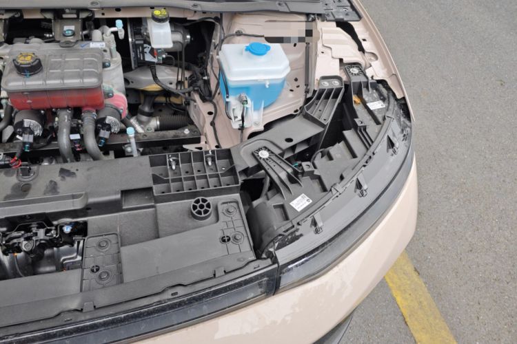 Used Leapmotor B01 2025 550 LiDAR Edition Engine Bay Left