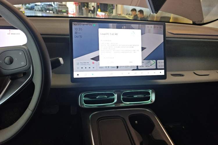 Used Leapmotor B01 2025 650 LiDAR Edition Audio And AC Panel