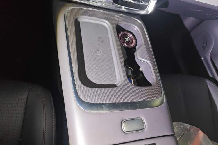 Used Leapmotor B01 2025 650 Enjoyment Edition Audio And AC Panel