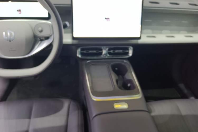 Used Leapmotor B01 2025 650 Enjoyment Edition Audio And AC Panel