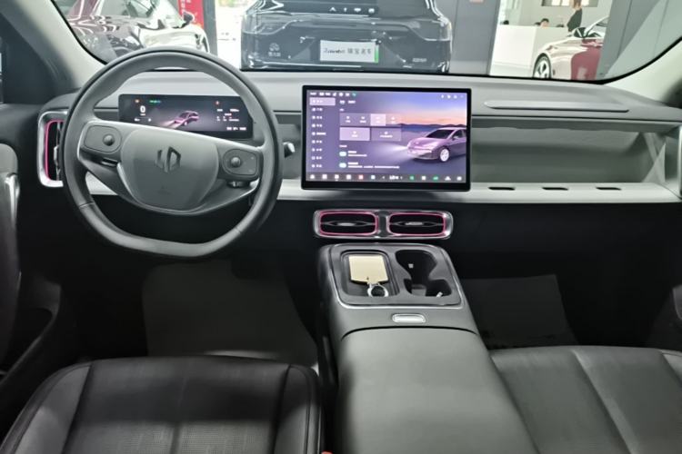 Used Leapmotor B01 2025 550 Enjoyment Edition Center Console