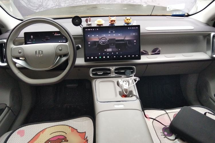 Used Leapmotor B01 2025 550 Enjoyment Edition Center Console