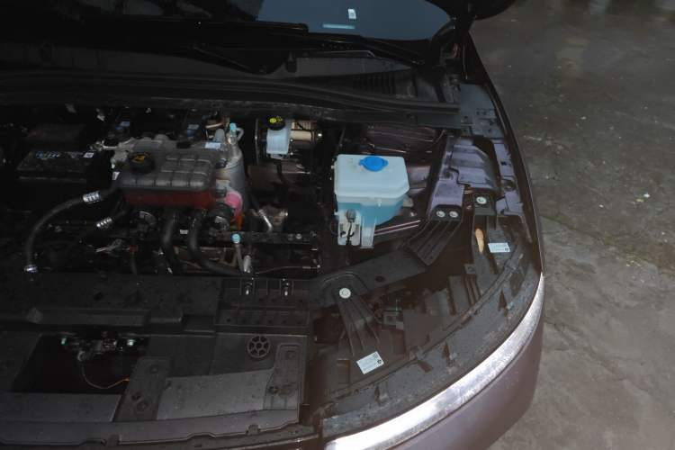 Used Leapmotor B01 2025 650 LiDAR Edition Engine Bay Left
