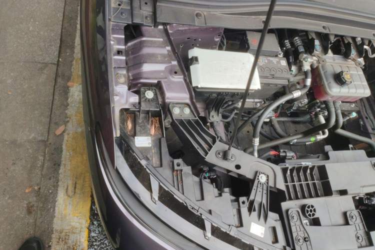 Used Leapmotor B01 2025 650 LiDAR Edition Engine Bay Right