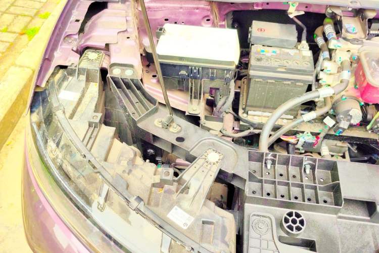 Used Leapmotor B01 2025 650 LiDAR Edition Engine Bay Right