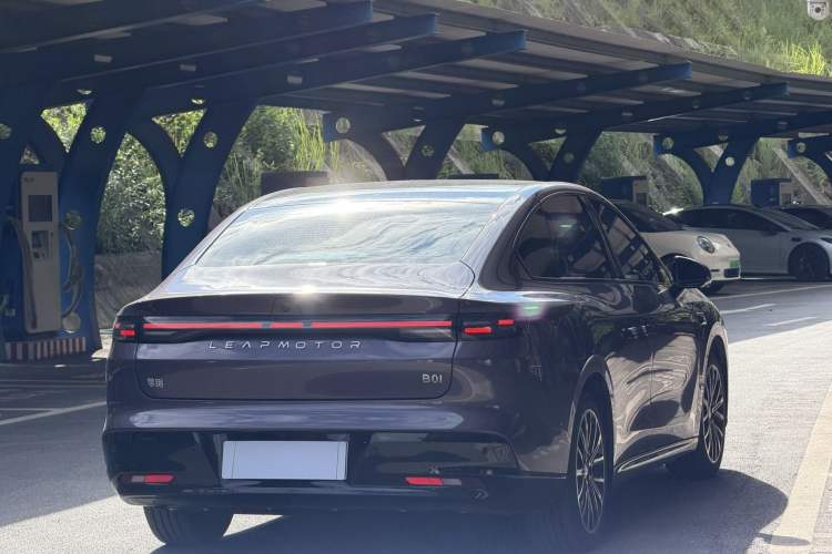 Used Leapmotor B01 2025 650 Enjoyment Edition Exterior 6