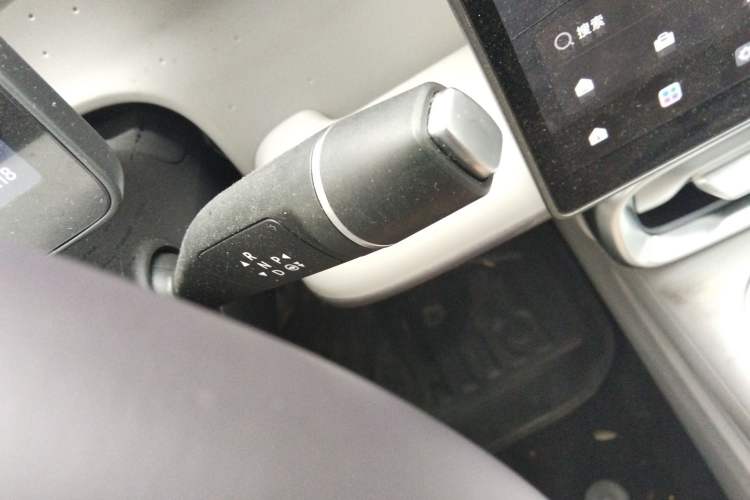 Used Leapmotor B01 2025 550 Enjoyment Edition Gear Lever