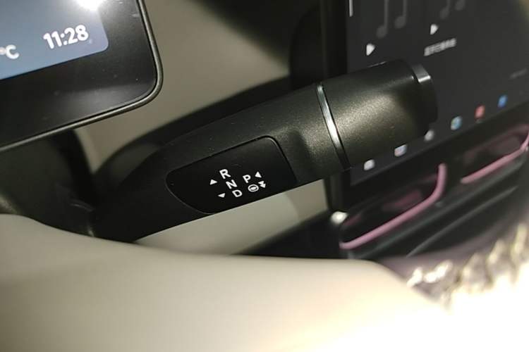 Used Leapmotor B01 2025 550 LiDAR Edition Gear Lever