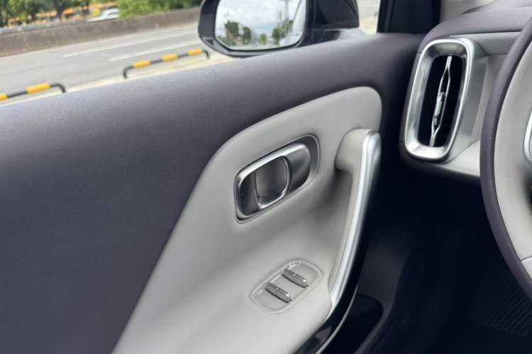 Used Leapmotor B01 2025 650 LiDAR Edition Interior 9