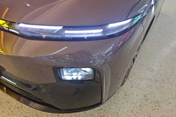 Used Leapmotor B01 2025 650 LiDAR Edition Left Front Headlight