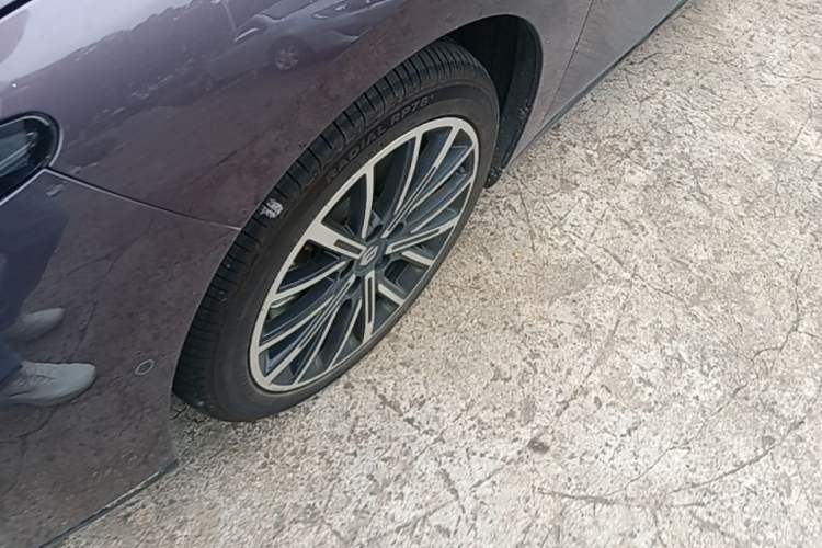 Used Leapmotor B01 2025 650 Enjoyment Edition Left Front Wheel Hub