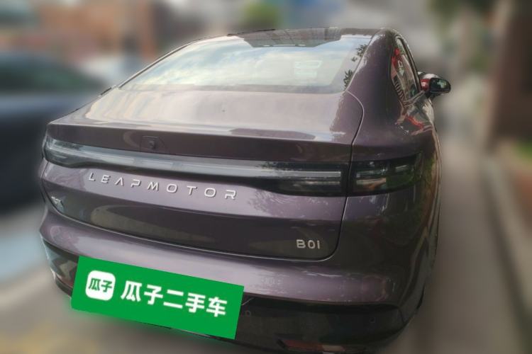 Used Leapmotor B01 2025 650 LiDAR Edition Rear Right 45 Deg