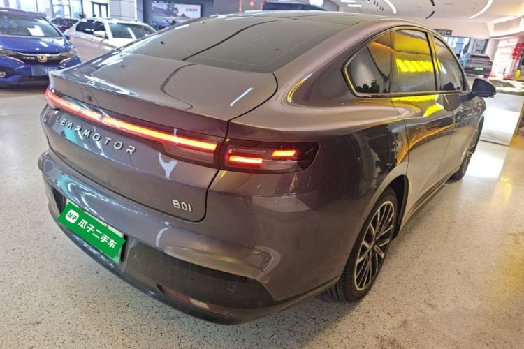 Used Leapmotor B01 2025 650 LiDAR Edition Rear Right 45 Deg
