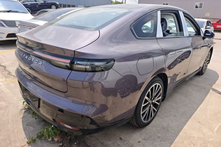Used Leapmotor B01 2025 550 LiDAR Edition Rear Right 45 Deg