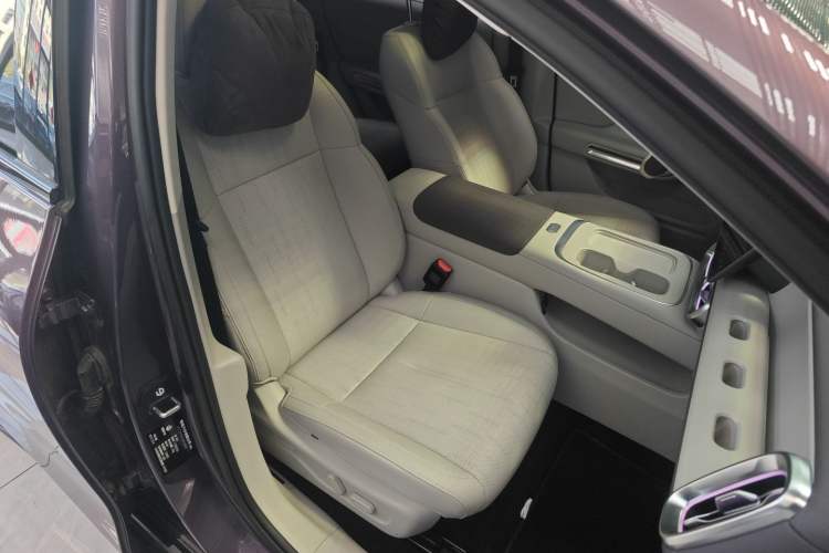 Used Leapmotor B01 2025 650 Enjoyment Edition Right Front Seat