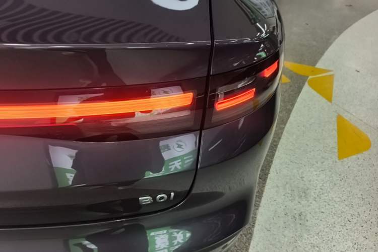 Used Leapmotor B01 2025 650 Enjoyment Edition Right Rear Taillight
