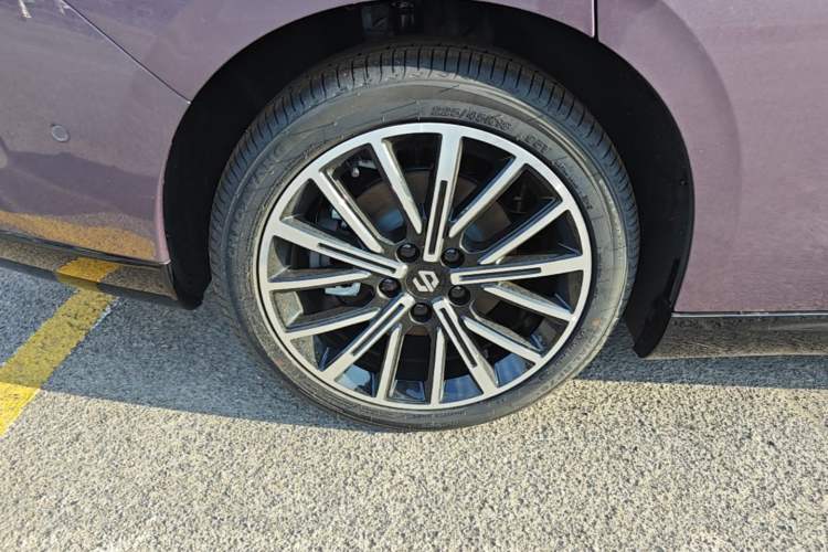 Used Leapmotor B01 2025 550 Comfort Edition Right Rear Wheel Hub