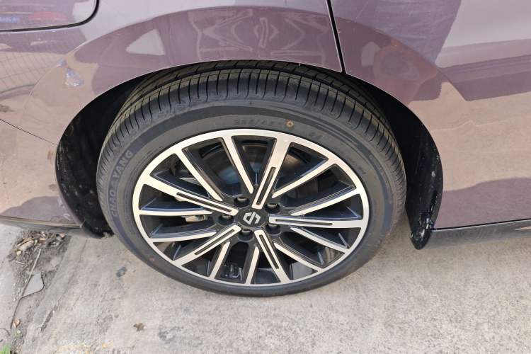 Used Leapmotor B01 2025 550 LiDAR Edition Right Rear Wheel Hub