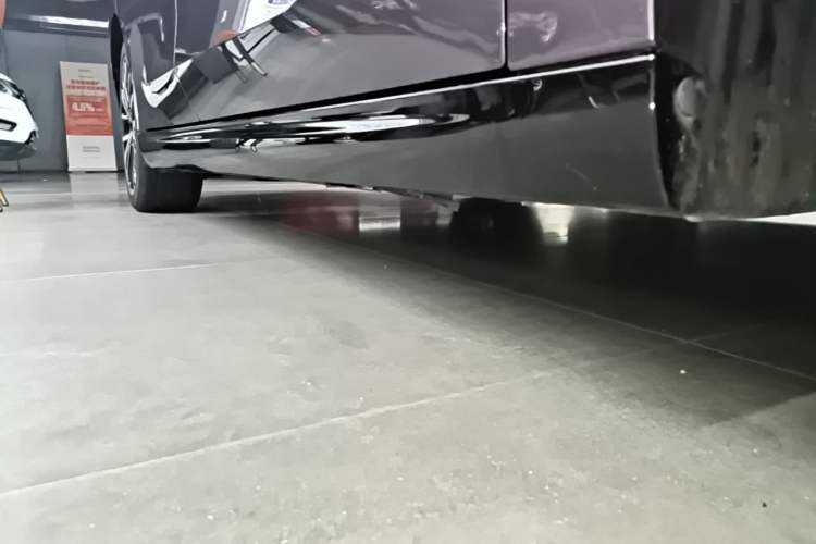 Used Leapmotor B01 2025 550 Enjoyment Edition Right Side Sill
