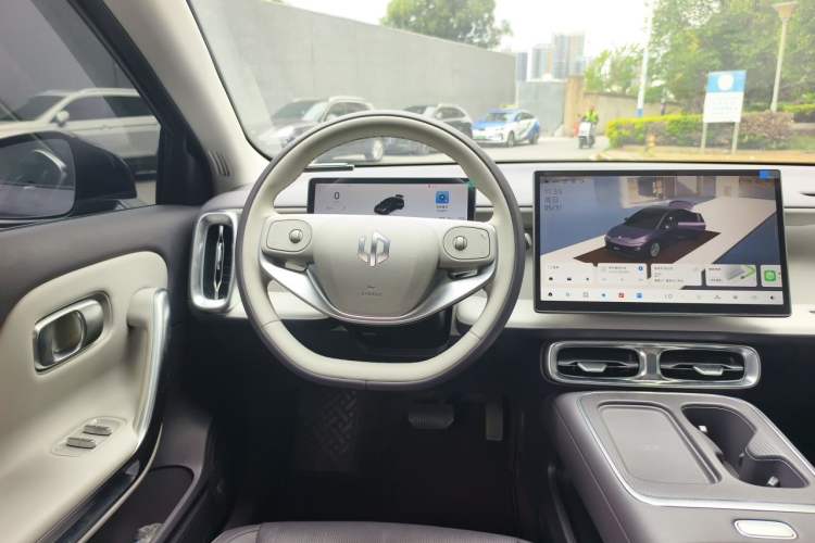 Used Leapmotor B01 2025 650 Enjoyment Edition Steering Wheel