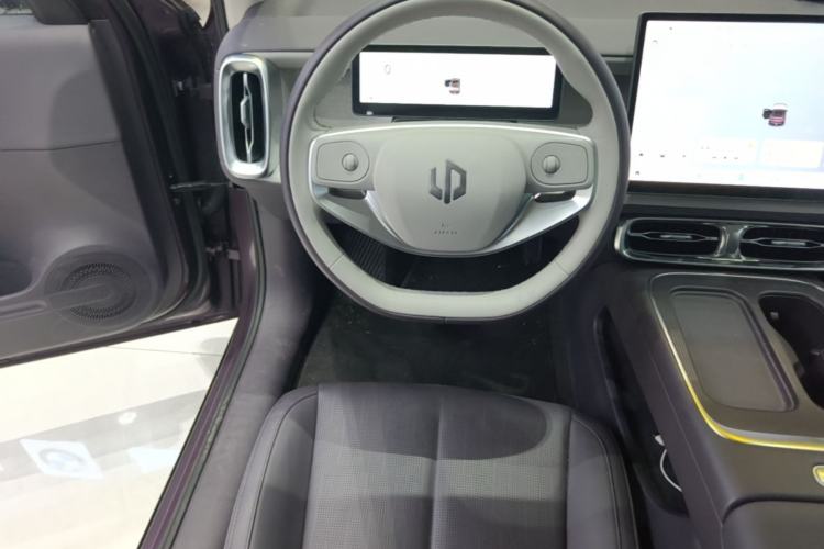 Used Leapmotor B01 2025 650 Enjoyment Edition Steering Wheel