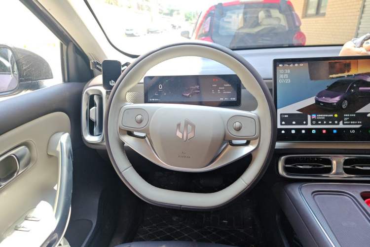 Used Leapmotor B01 2025 650 Enjoyment Edition Steering Wheel
