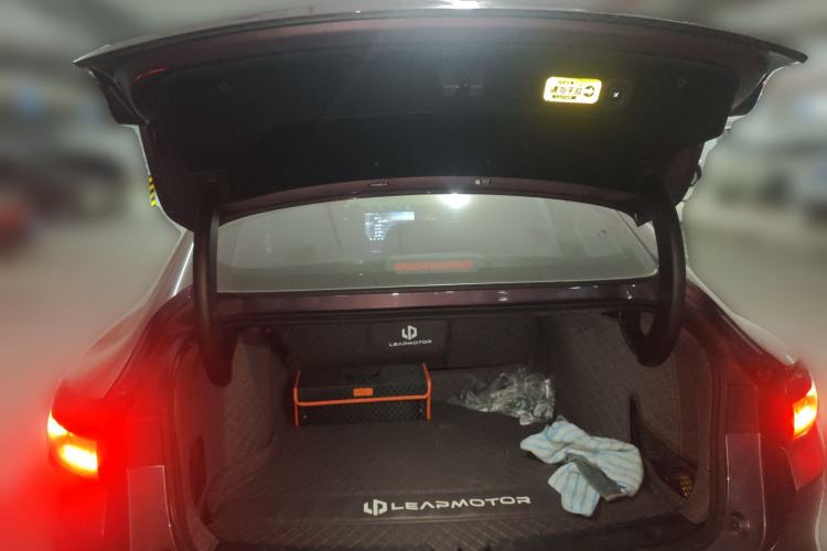 Used Leapmotor B01 2025 650 LiDAR Edition Trunk