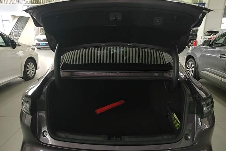 Used Leapmotor B01 2025 550 LiDAR Edition Trunk