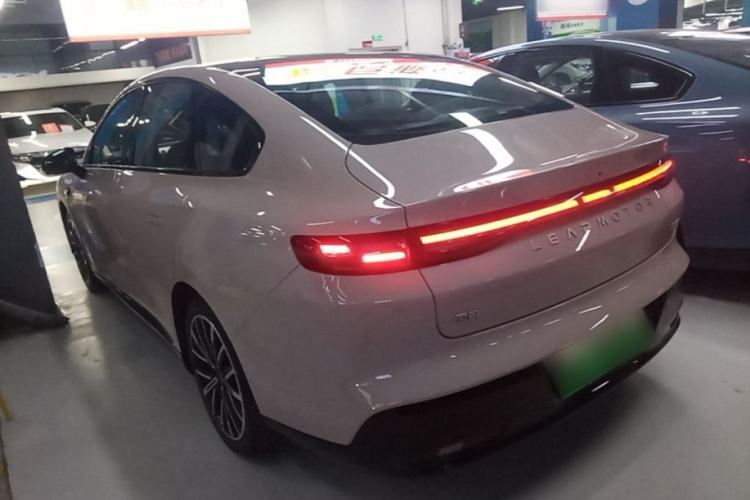 Used Leapmotor B01 2025 550 LiDAR Edition Rear Left 45 Deg