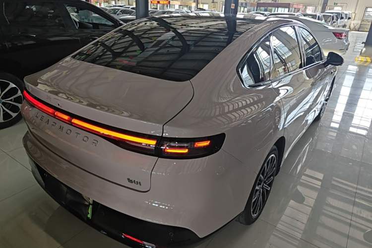 Used Leapmotor B01 2025 650 Enjoyment Edition Rear Right 45 Deg