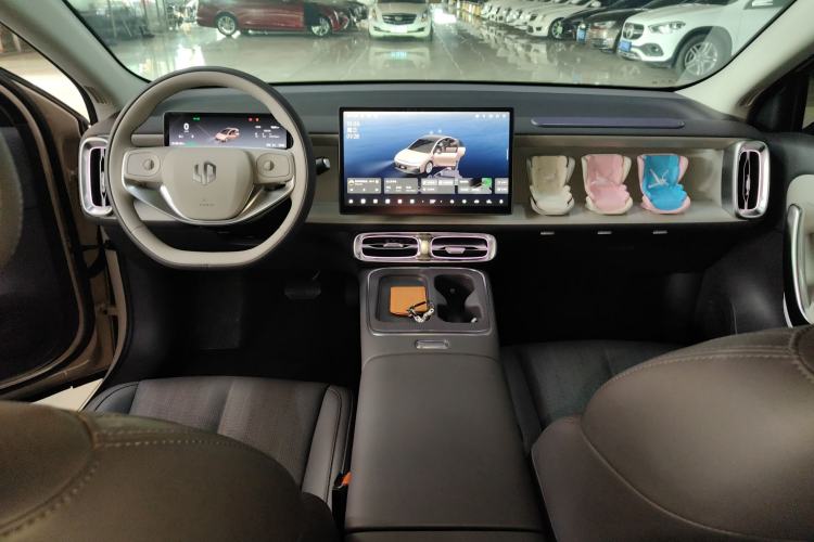 Used Leapmotor B01 2025 650 LiDAR Edition Center Console