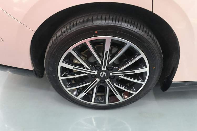 Used Leapmotor B01 2025 650 Enjoyment Edition Exterior 8