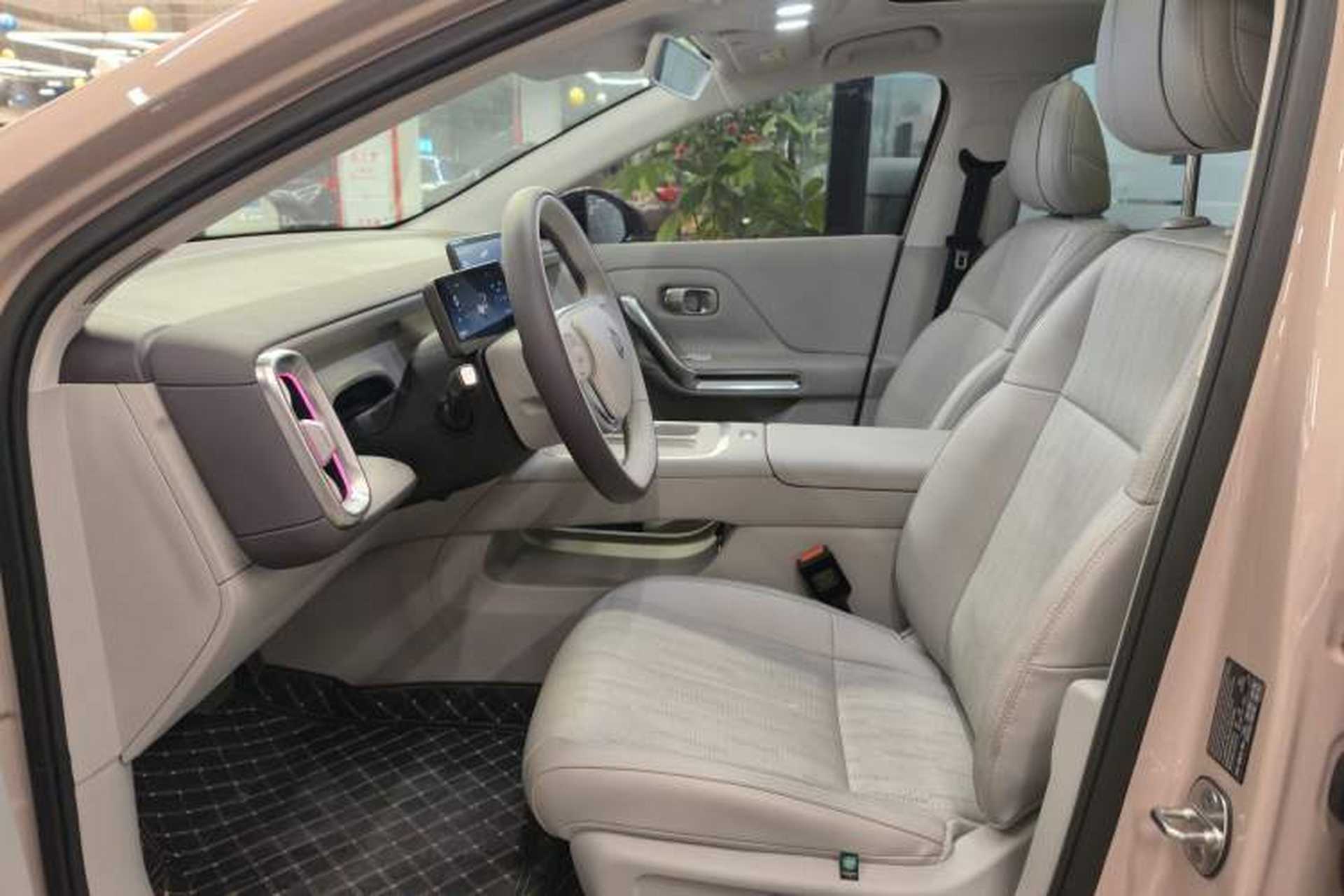 Used Leapmotor B01 2025 650 LiDAR Edition Interior 5