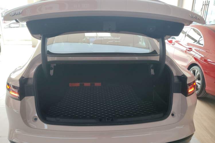 Used Leapmotor B01 2025 650 Enjoyment Edition Trunk