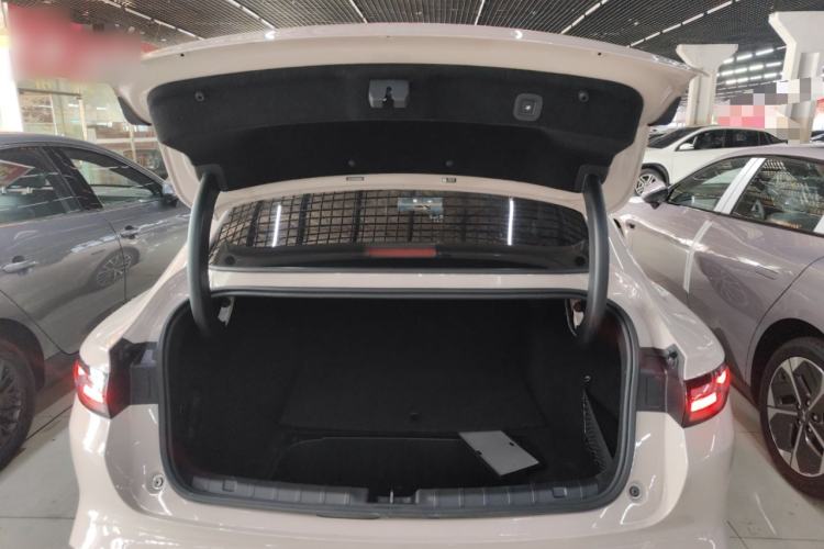 Used Leapmotor B01 2025 650 LiDAR Edition Trunk