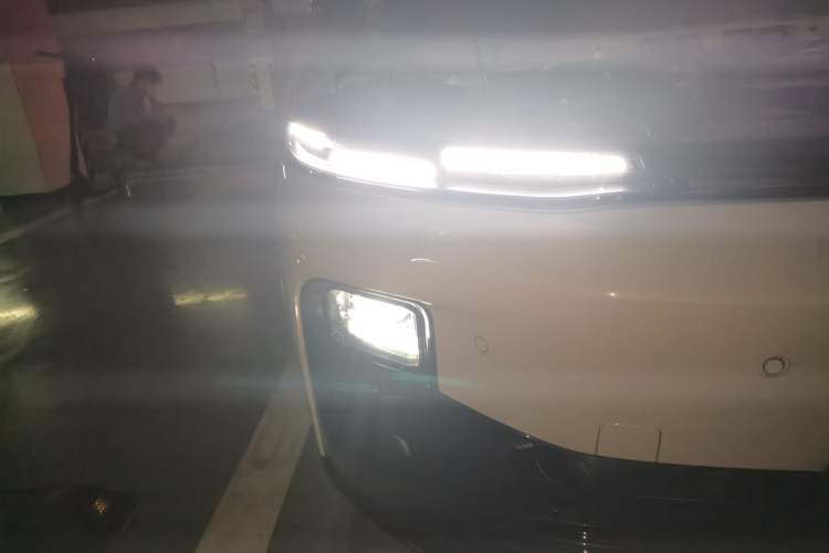 Used Leapmotor B01 2025 650 Enjoyment Edition Right Front Headlight