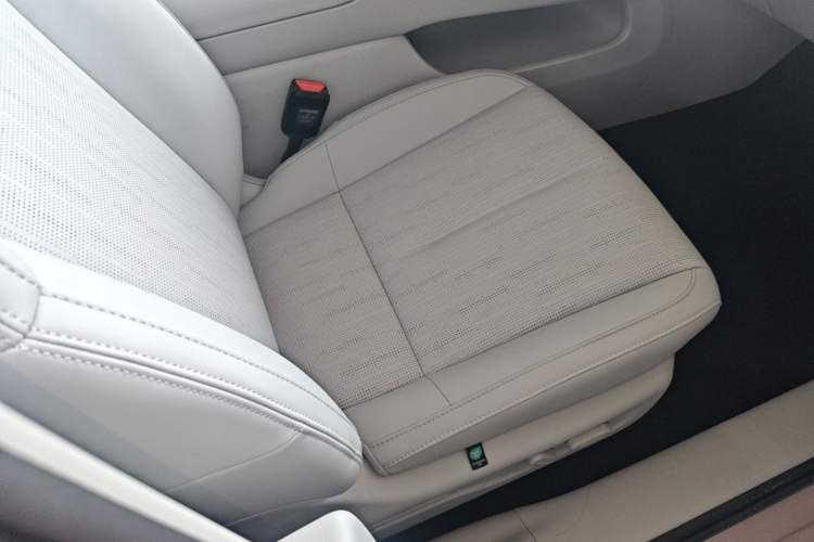 Used Leapmotor B01 2025 650 Enjoyment Edition Right Front Seat