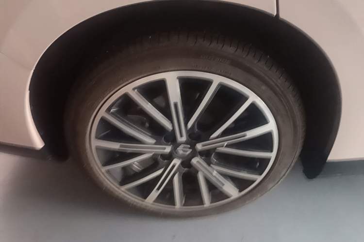 Used Leapmotor B01 2025 650 Enjoyment Edition Right Rear Wheel Hub