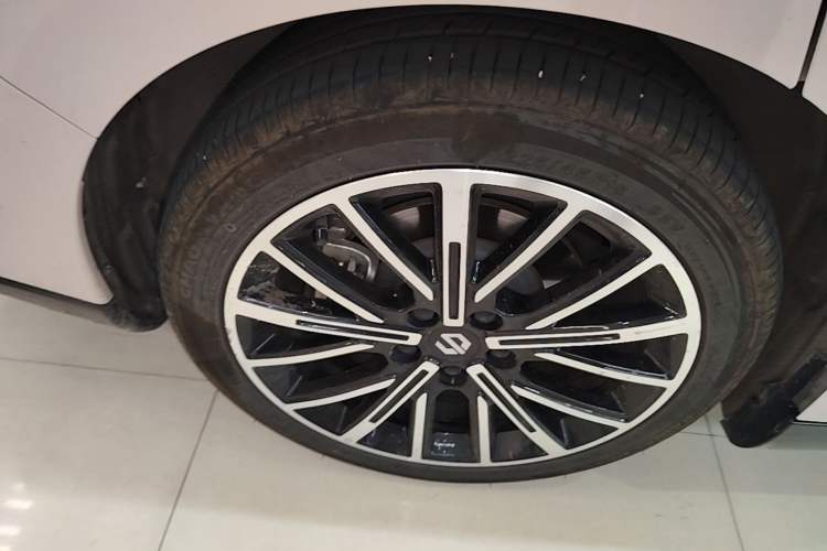 Used Leapmotor B01 2025 550 Enjoyment Edition Right Rear Wheel Hub
