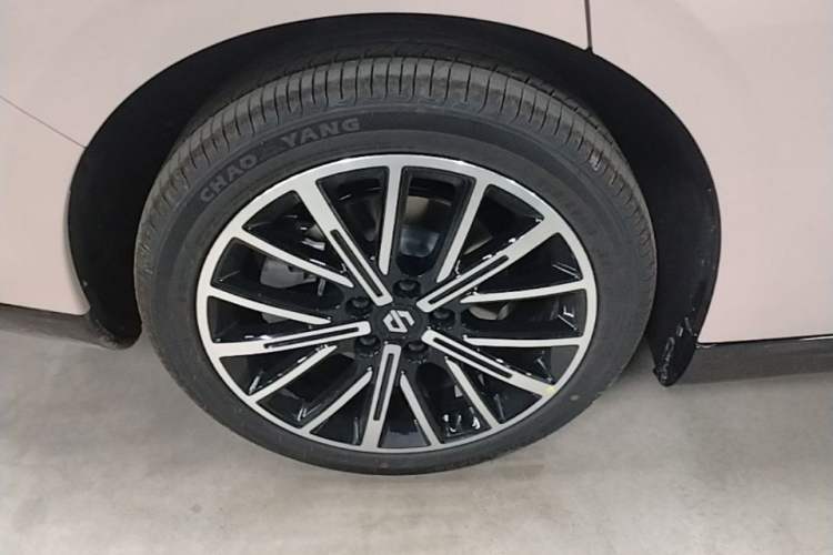 Used Leapmotor B01 2025 650 Enjoyment Edition Right Rear Wheel Hub