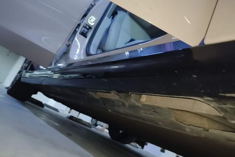 Used Leapmotor B01 2025 550 Comfort Edition Right Side Sill