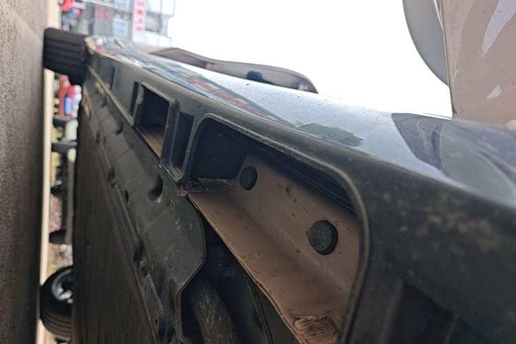 Used Leapmotor B01 2025 650 Enjoyment Edition Right Side Sill