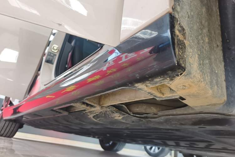 Used Leapmotor B01 2025 550 Comfort Edition Right Side Sill