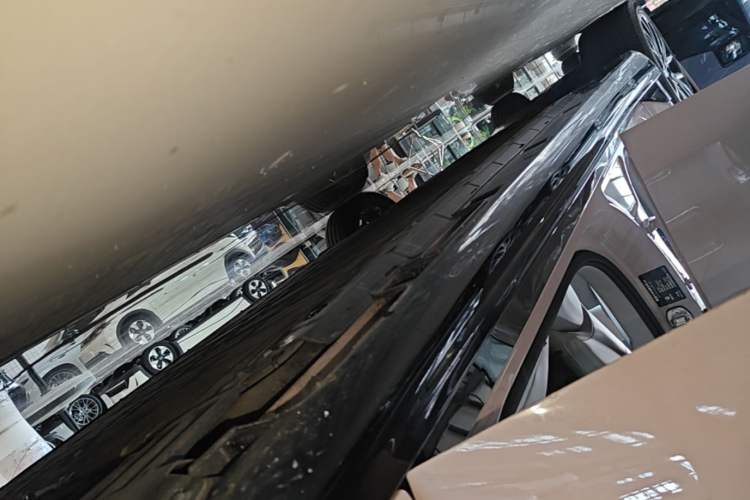 Used Leapmotor B01 2025 550 LiDAR Edition Right Side Sill