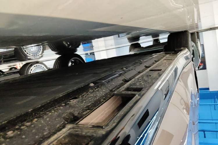 Used Leapmotor B01 2025 550 LiDAR Edition Right Side Sill