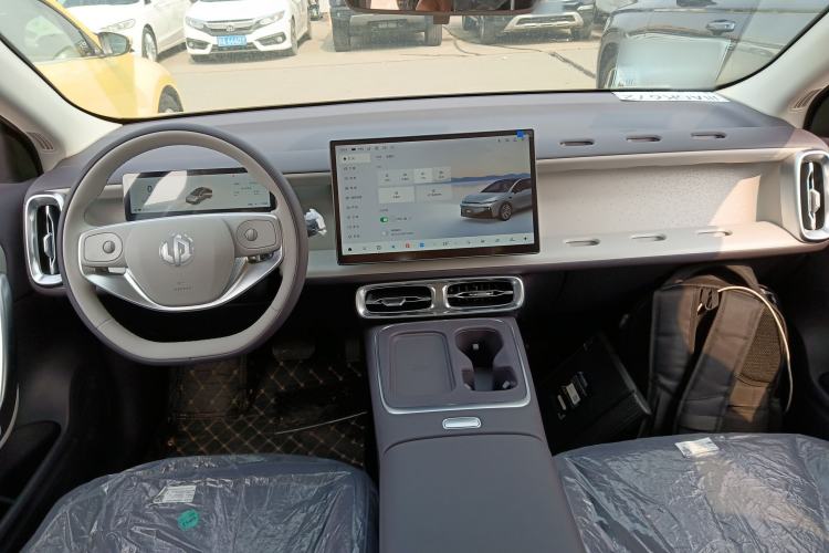 Used Leapmotor B01 2025 550 LiDAR Edition Center Console