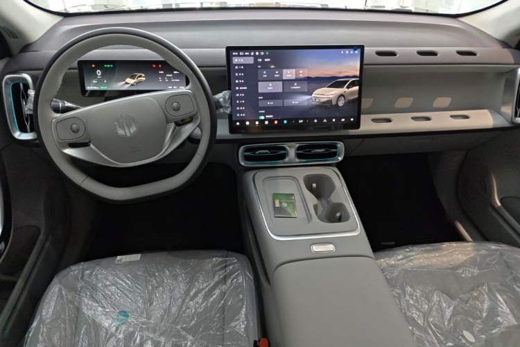 Used Leapmotor B01 2025 650 Enjoyment Edition Center Console